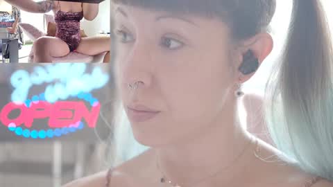 Sofi Mora online show from October 12, 1:26 pm