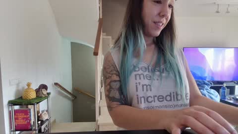 Sofi Mora online show from February 1, 11:51 am