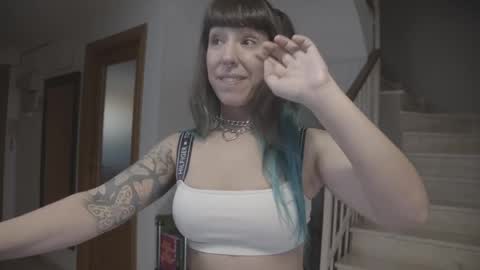 Sofi Mora online show from April 15, 1:47 pm