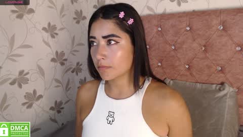Snapshot of sofi_sweet09 chatting on February 7, 10:30 pm Susy online show from February 7, 10:30 pm