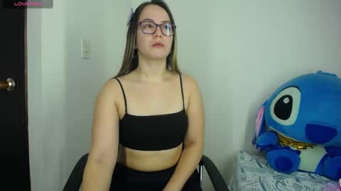  LAURA SOFIA  online show from May 18, 10:32 am