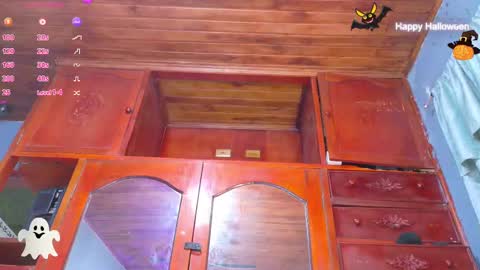 Sofia online show from October 18, 3:38 pm