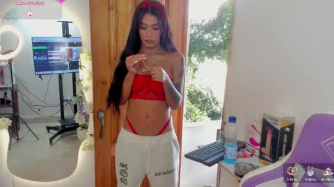 sofia online show from October 18, 7:51 pm