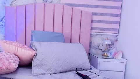 Sofia online show from November 15, 4:03 am