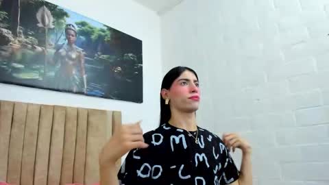 sofia_sommers online show from November 19, 4:34 am