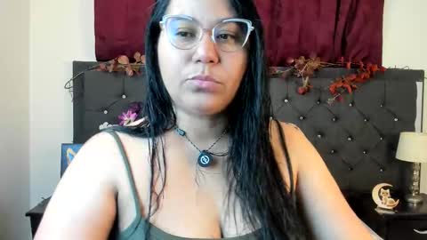 sofia_sorceress online show from October 19, 1:32 am