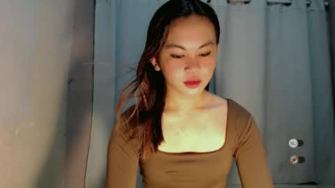 sofia_sweetheart18 online show from June 25, 12:51 am