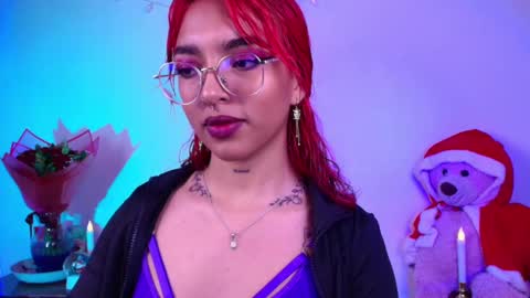 Snapshot of sofiaafoxx chatting on December 15, 4:40 am Sofia online show from December 15, 4:40 am