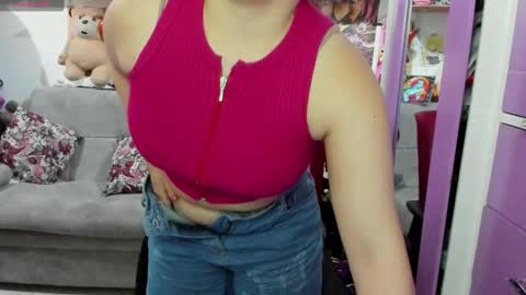Snapshot of sofiacammy chatting on January 15, 4:57 am Sofia online show from January 15, 4:57 am