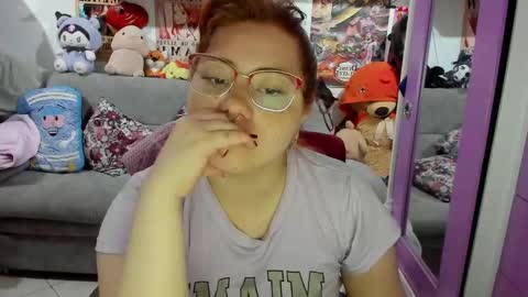 Snapshot of sofiacammy chatting on February 23, 5:50 pm Sofia online show from February 23, 5:50 pm