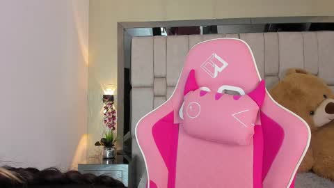 Sofia  online show from February 18, 11:44 am