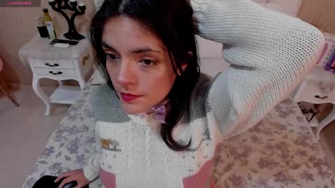 Snapshot of sofianesvat1 chatting on January 27, 5:47 am Sofi - next broadcast today 1030pm Colombia time online show from January 27, 5:47 am