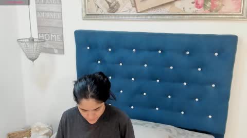 Snapshot of sofianesvat1 chatting on February 22, 3:56 am Sofi - next broadcast today 1030pm Colombia time online show from February 22, 3:56 am