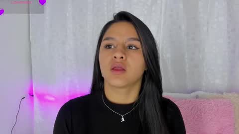 Snapshot of sofiaxmiller chatting on February 24, 1:02 am Danna Sofia online show from February 24, 1:02 am