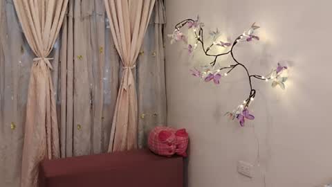 Sofi Bella online show from May 8, 9:53 pm