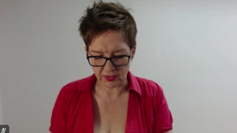 Sofie Velvet online show from March 12, 3:38 pm