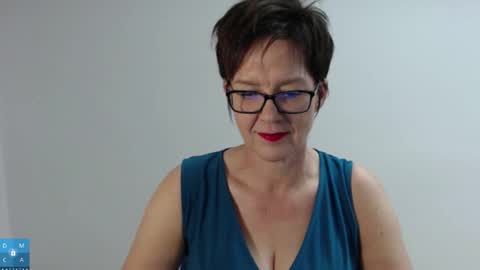 Sofie Velvet online show from October 28, 5:47 pm