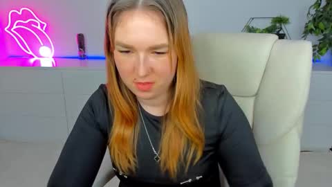 sofii_darling online show from February 13, 6:55 pm