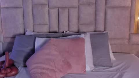 Snapshot of sofiscott_ chatting on September 14, 12:02 am Sofia online show from September 14, 12:02 am