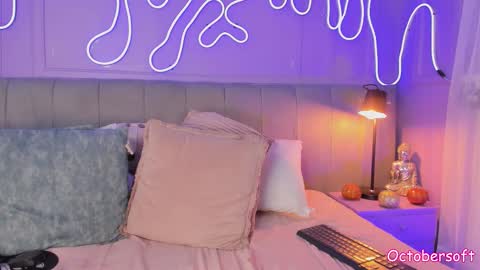 Sofi online show from October 11, 12:32 pm