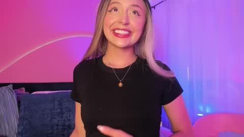 Sofi online show from December 14, 3:35 am