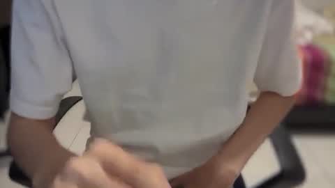 softedge04 online show from March 25, 8:37 pm