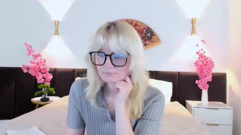 softsunrise online show from November 4, 2:51 pm