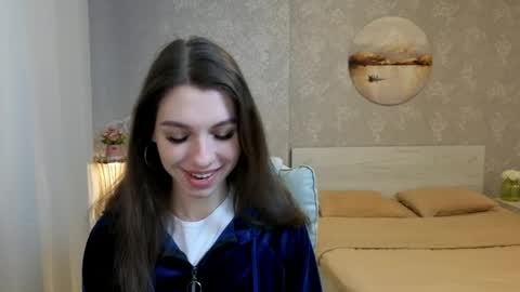 Kelly online show from May 6, 3:18 pm