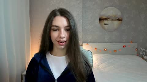 Kelly online show from November 2, 1:33 pm