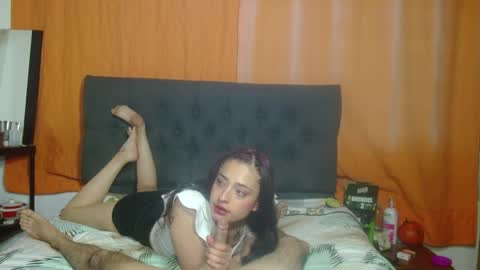 Snapshot of sofya_n_andy_ chatting on December 17, 12:23 am sofya_n_andy_ online show from December 17, 12:23 am