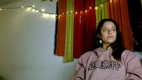 Snapshot of soka_lovers_04_ chatting on December 19, 2:12 am Sofia online show from December 19, 2:12 am