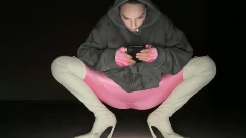 L4 online show from January 16, 6:50 pm