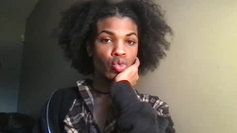 SolaceEve online show from October 30, 8:09 pm