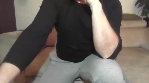 Sole Obedient online show from November 25, 8:18 pm