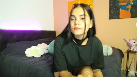Snapshot of solecitho chatting on September 13, 6:43 pm Mila online show from September 13, 6:43 pm