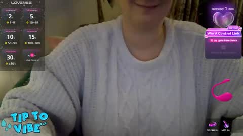 Snapshot of solesticia chatting on January 9, 1:08 am solesticia online show from January 9, 1:08 am