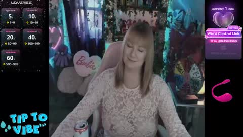 Snapshot of solesticia chatting on February 17, 10:05 pm solesticia online show from February 17, 10:05 pm