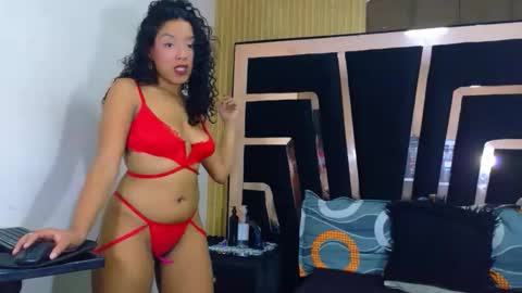 Sol Evans online show from December 17, 4:47 pm