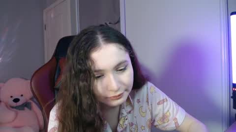 Becky online show from April 30, 7:52 pm
