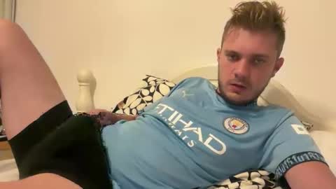 solobrit online show from January 15, 10:35 am