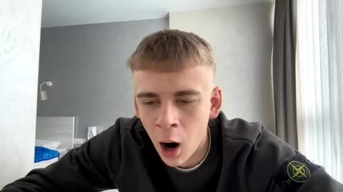 Jett online show from April 19, 8:48 am