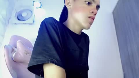 ESTEBAN online show from July 20, 11:17 pm