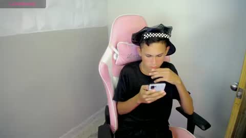 ESTEBAN online show from June 15, 6:16 am