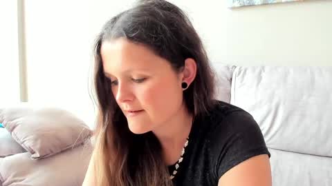 SomeonesDay online show from April 2, 1:07 pm