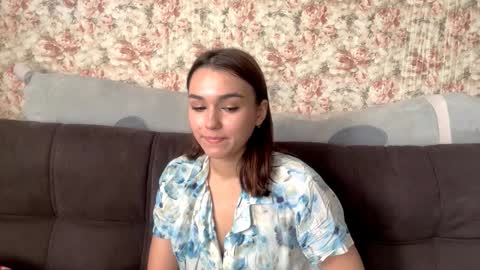 Hello My name is Jane  im new model here and little but shy but curious. online show from October 25, 11:31 am