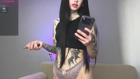 somniya online show from April 3, 1:29 pm