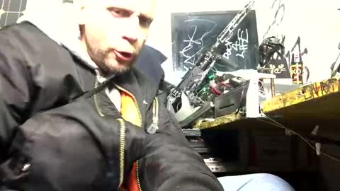 Snapshot of son_e_blacc chatting on December 7, 8:16 am Soni online show from December 7, 8:16 am