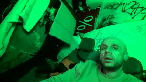 Snapshot of son_e_blacc chatting on March 7, 1:07 pm Soni online show from March 7, 1:07 pm