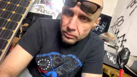 Snapshot of son_e_blacc chatting on February 13, 11:47 pm Soni online show from February 13, 11:47 pm