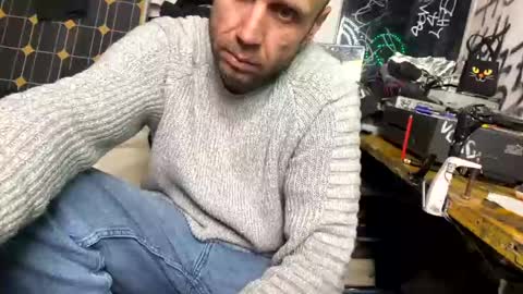 Snapshot of son_e_blacc chatting on December 5, 6:06 pm Soni online show from December 5, 6:06 pm